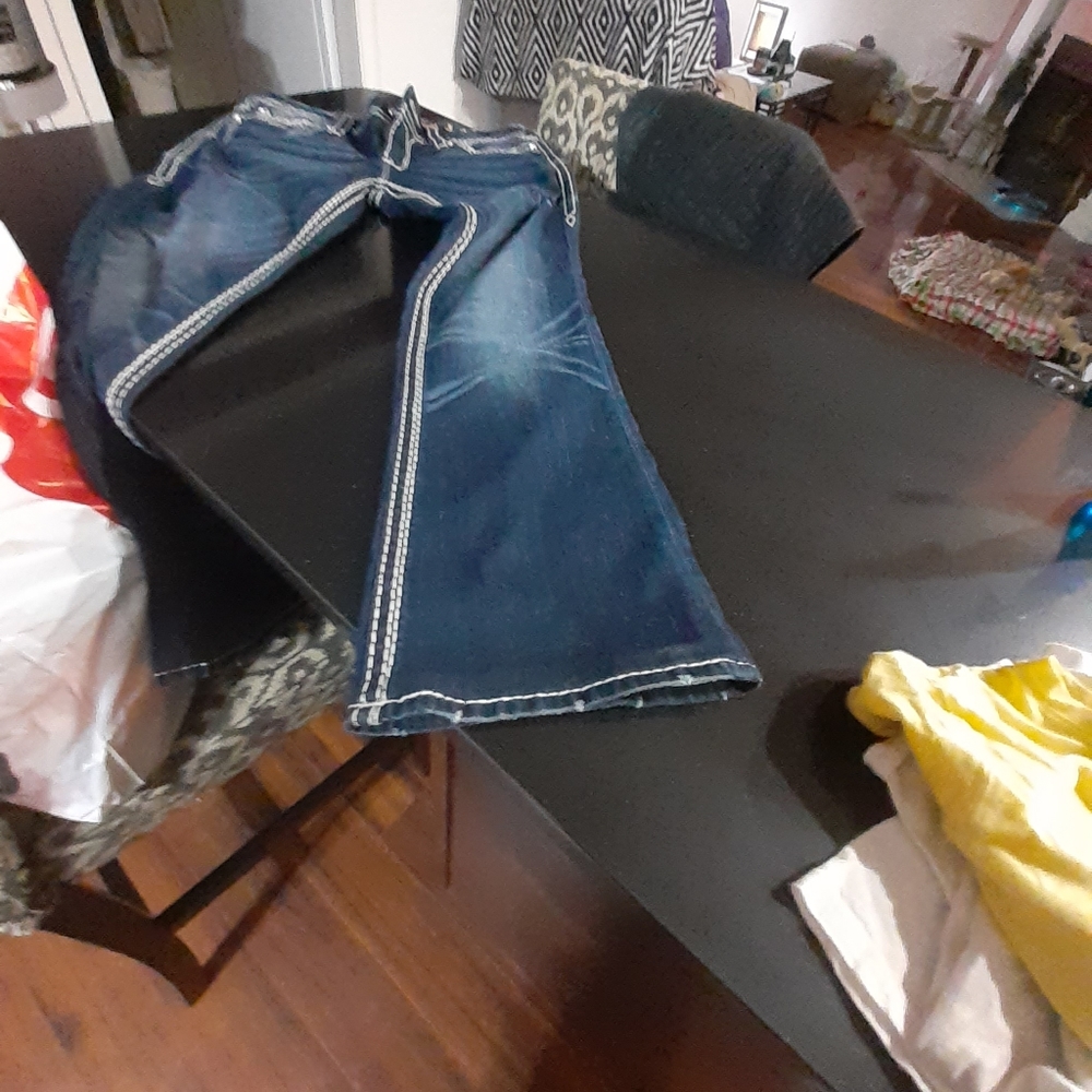 Jeans - Picture 4 of 5